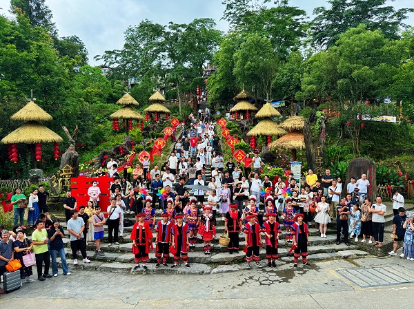千年瑶寨端午非遗婚俗文化节，推动农文旅融合，助力乡村振兴"</a